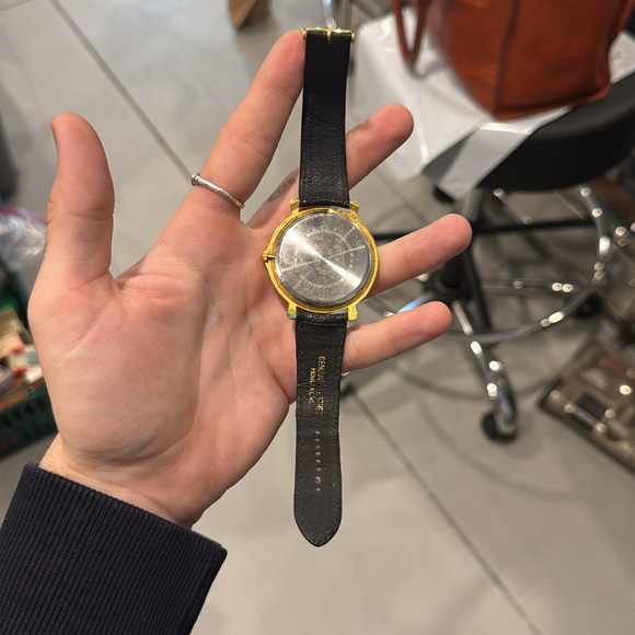 Vintage Sun/Moon Phase Unisex Quartz Watch by Gitano - Picture 3 of 3